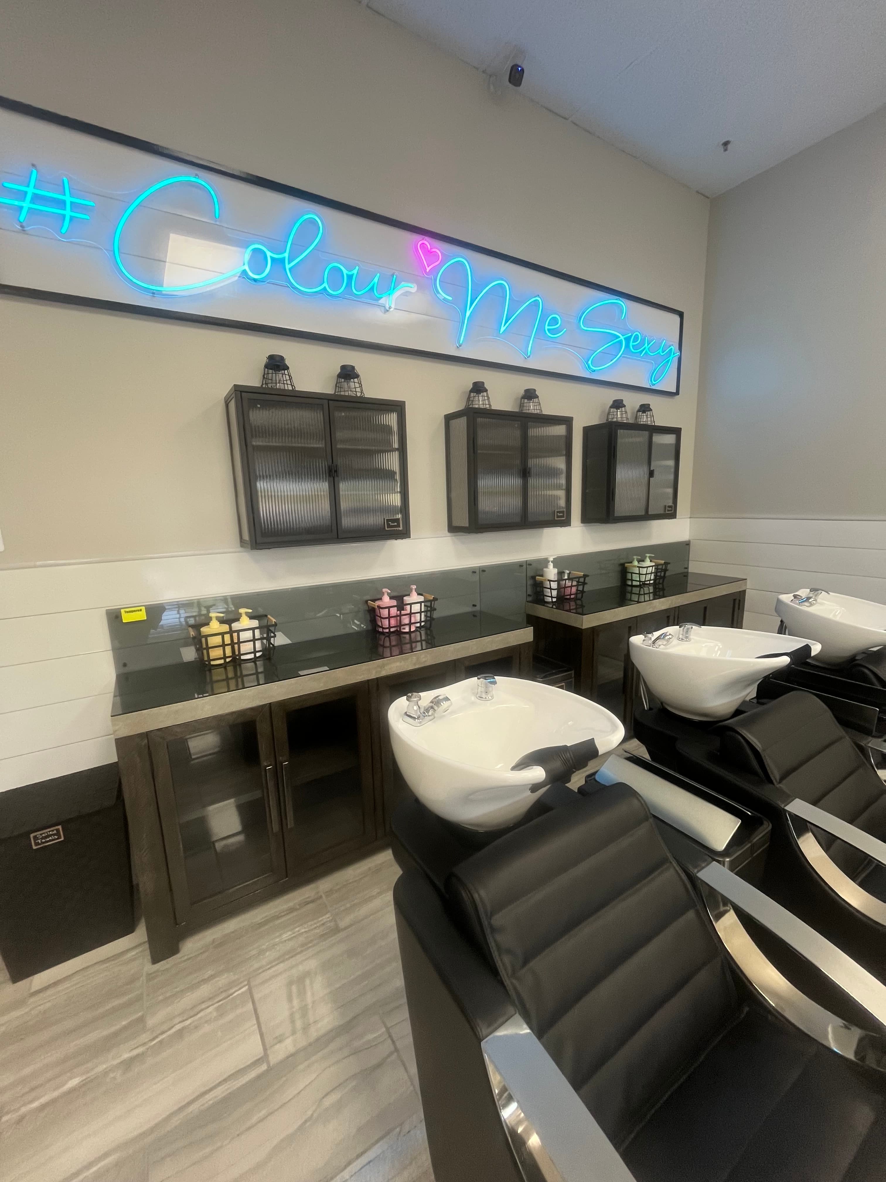 Menifee wash stations with #ColourMeSexy neon sign